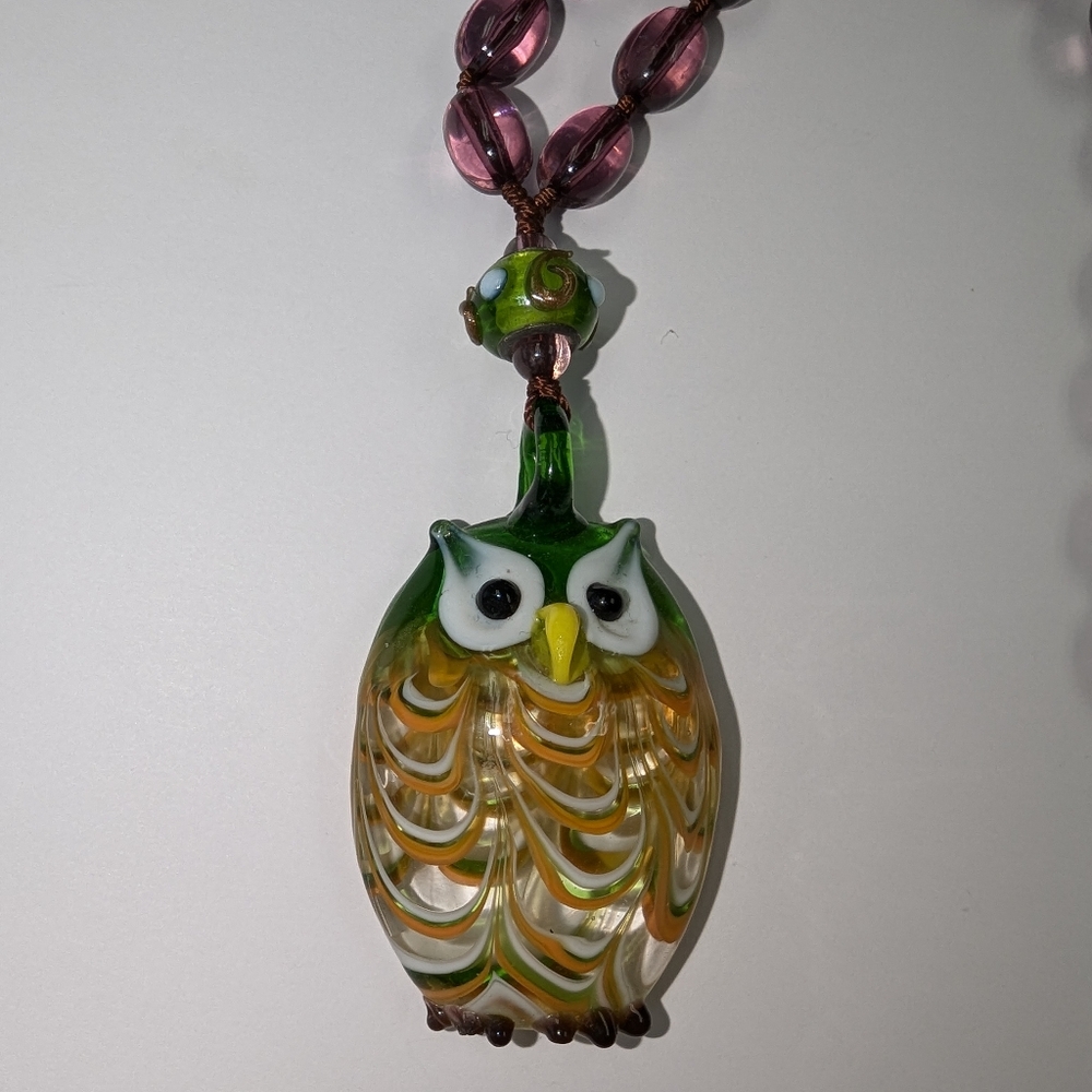 EVC LARGE GLASS OWL NECKLACE - Picture 3 of 9